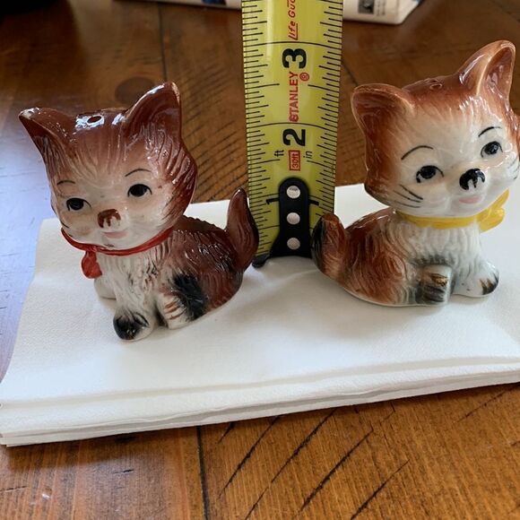 Vintage Ceramic Cat Kitten Salt & Pepper Shakers‎ Made in Korea 3” - Picture 7 of 8